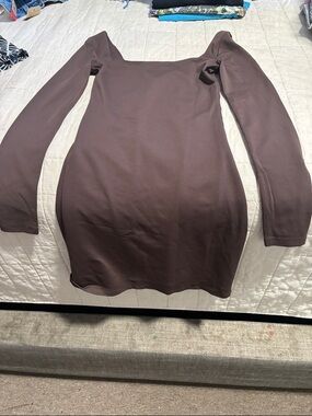 Babaton Brown Square-Neck Long Sleeve Bodycon Dress